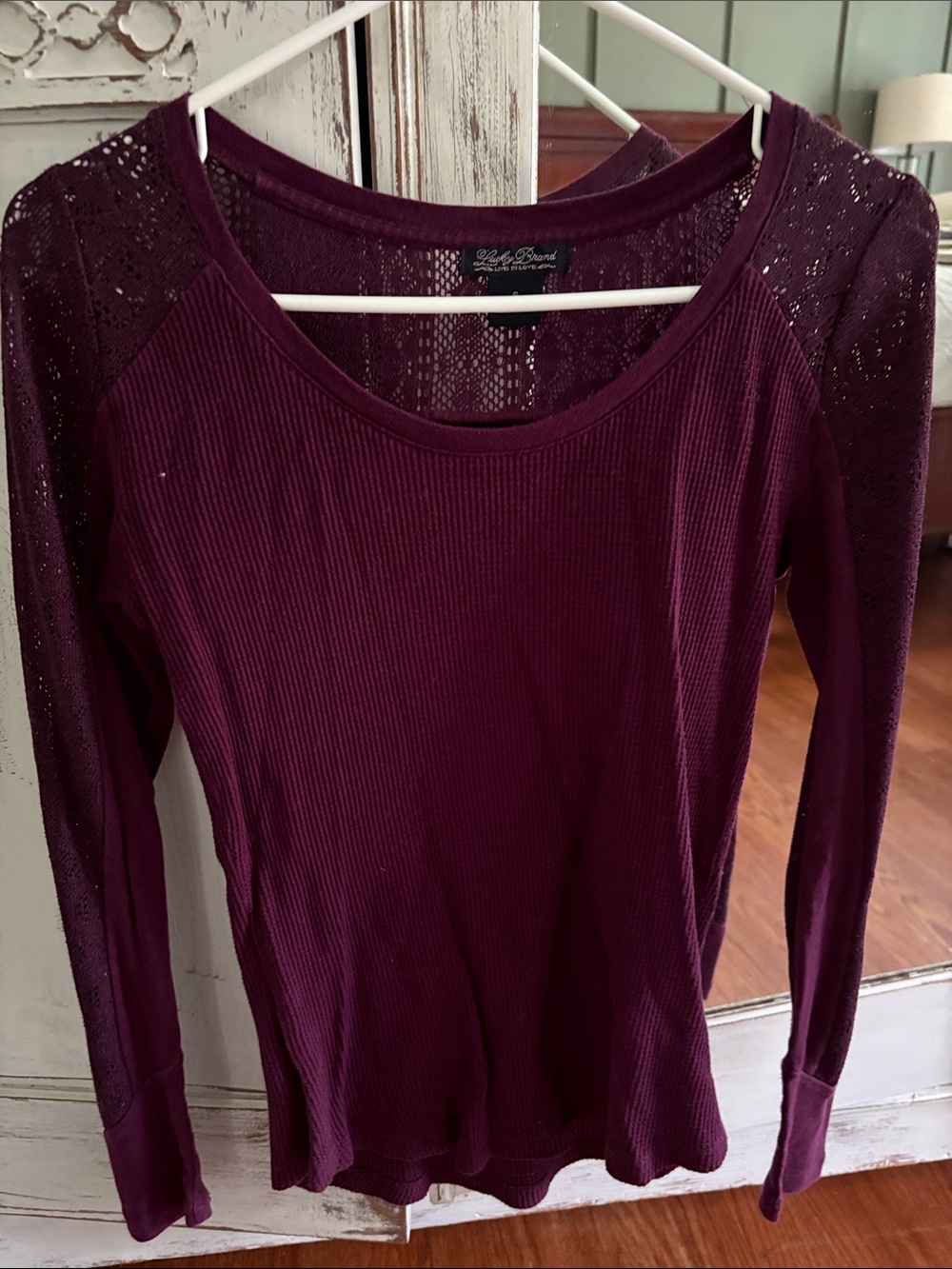LUCKY BRAND Plum Ribbed Long Sleeve Top with Lace Shoulders